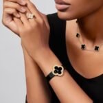 Van Cleef and Arpels Vintage Alhambra necklace 10 motifs - Image 3