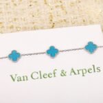 Van Cleef and Arpels Vintage Alhambra necklace 10 motifs - Image 4