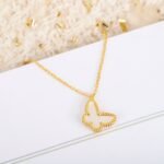 Van Cleef and Arpels Sweet Butterflies pendant - Image 5