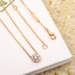Van Cleef and Arpels Fleurette pendant - Image 2