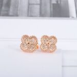 Van Cleef and Arpels Sweet Alhambra earstuds - Image 2