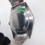 [Super Clone] Rolex Daydate 40 mm President Fluted Bezel Olive green Dial 228236 - Image 4