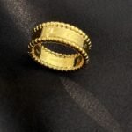 Van Cleef and Arpels Perlée signature ring - Image 2