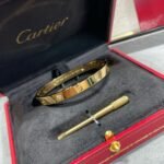 CARTIER LOVE bracelet classic model 4 diamonds - Image 5
