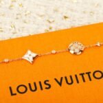 LOUIS VUITTON Color Blossom BB Star and Sun Multi-Motif Bracelet - Image 3
