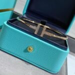 Tiffany and Co TIFFANY T Wire Bracelet - Image 3