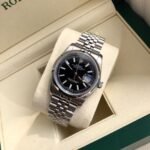 Rolex Datejust 36 mm Jubilee Domed Bezel Bright black Dial - Image 3