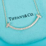 Tiffany and Co TIFFANY T Medium Smile Pendant - Image 2