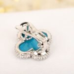 Van Cleef and Arpels Vintage Alhambra earrings - Image 4