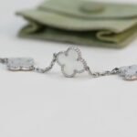 Van Cleef and Arpels Vintage Alhambra bracelet 5 motifs - Image 3
