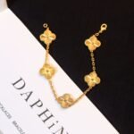 Van Cleef and Arpels Vintage Alhambra bracelet 5 motifs - Image 3