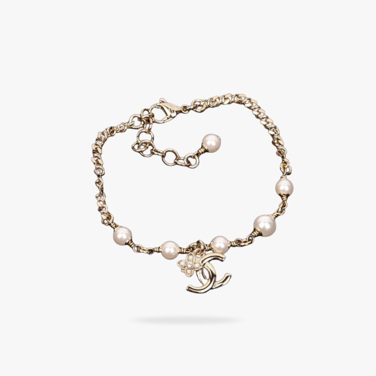 30.jpg CHANEL CC Pearl bracelet - Image 1