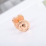 Van Cleef and Arpels Sweet Alhambra earstuds - Image 4