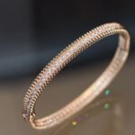 Van Cleef and Arpels Perlée diamonds bracelet 1 row medium model - Image 4