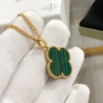 Van Cleef and Arpels Magic Alhambra long necklace 1 motif - Image 3
