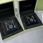 Van Cleef and Arpels Vintage Alhambra pendant - Image 6