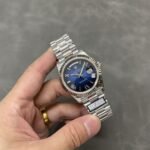 [Super Clone] Rolex Daydate 40 mm President Fluted Bezel Blue ombre Dial 228236 - Image 5