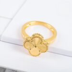 Van Cleef and Arpels Vintage Alhambra ring - Image 6