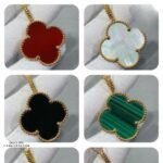 Van Cleef and Arpels Magic Alhambra long necklace 1 motif - Image 3