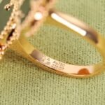 Van Cleef and Arpels Magic Alhambra Between the Finger ring - Image 5