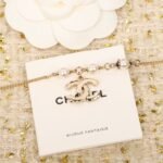 CHANEL CC Pearl bracelet - Image 4