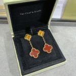 Van Cleef and Arpels Magic Alhambra earrings 2 motifs - Image 5