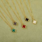 Van Cleef and Arpels Sweet Alhambra pendant - Image 5