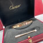 CARTIER LOVE bracelet medium model - Image 2