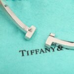 Tiffany and Co TIFFANY T T1 Narrow Diamond Hinged Bangle - Image 4