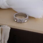 LOUIS VUITTON Empreinte Ring - Image 2