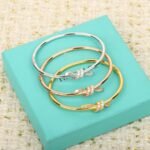 Tiffany and Co TIFFANY Knot Wire Bangle - Image 4