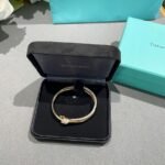 Tiffany and Co TIFFANY Knot Double Row Hinged Bangle - Image 6