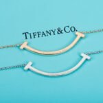 Tiffany and Co TIFFANY T Medium Smile Pendant - Image 5