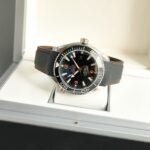 Omega Seamaster Planet Ocean 600M 42mm Steel On Rubber Strap Black Dial - Image 5