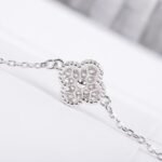 Van Cleef and Arpels Sweet Alhambra bracelet 1 motif - Image 4