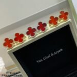 Van Cleef and Arpels Vintage Alhambra earrings - Image 5
