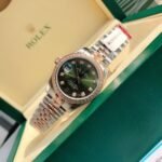 [Super Clone] Rolex Lady Datejust 28 mm Jubilee Brilliant diamond set Bezel Olive green set with diamonds Dial 279381RBR - Image 4