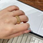 Van Cleef and Arpels Perlée diamonds duo ring - Image 4