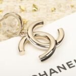 CHANEL CC earrings - Image 3