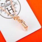 HERMES Amulettes Constance pendant - Image 5