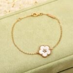 Van Cleef and Arpels Lucky Spring bracelet plum blossom - Image 2