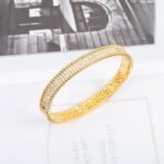 Van Cleef and Arpels Perlée diamonds bracelet 3 rows medium model - Image 2