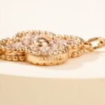 Van Cleef and Arpels Vintage Alhambra bracelet 5 motifs - Image 3