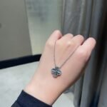 Van Cleef and Arpels Vintage Alhambra pendant - Image 5