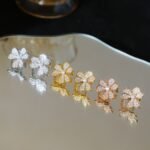 Van Cleef and Arpels Frivole earrings small model - Image 8