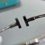 Tiffany and Co TIFFANY T Diamond and Turquoise Wire Bracelet - Image 3
