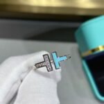 Tiffany and Co TIFFANY T Diamond and Turquoise Wire Ring - Image 4