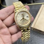 [Super Clone] Rolex Daydate 40 mm President Brilliant diamond set Bezel Champagne colour set with diamonds Dial 228348RBR - Image 5