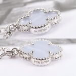 Van Cleef and Arpels Magic Alhambra bracelet 5 motifs - Image 3