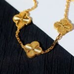 Van Cleef and Arpels Vintage Alhambra bracelet 5 motifs - Image 6